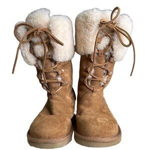 UGG Australia Montclair 1892 Chestnut Lace Up Boots. Size 7